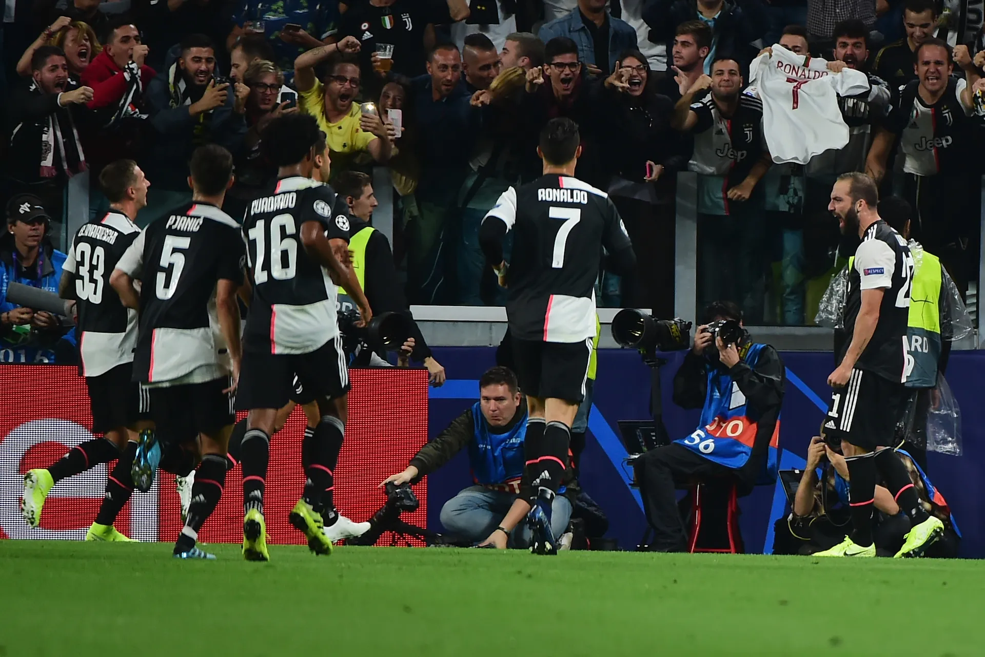 Juventus-Bayer Leverkusen 3-0: l'attacco funziona