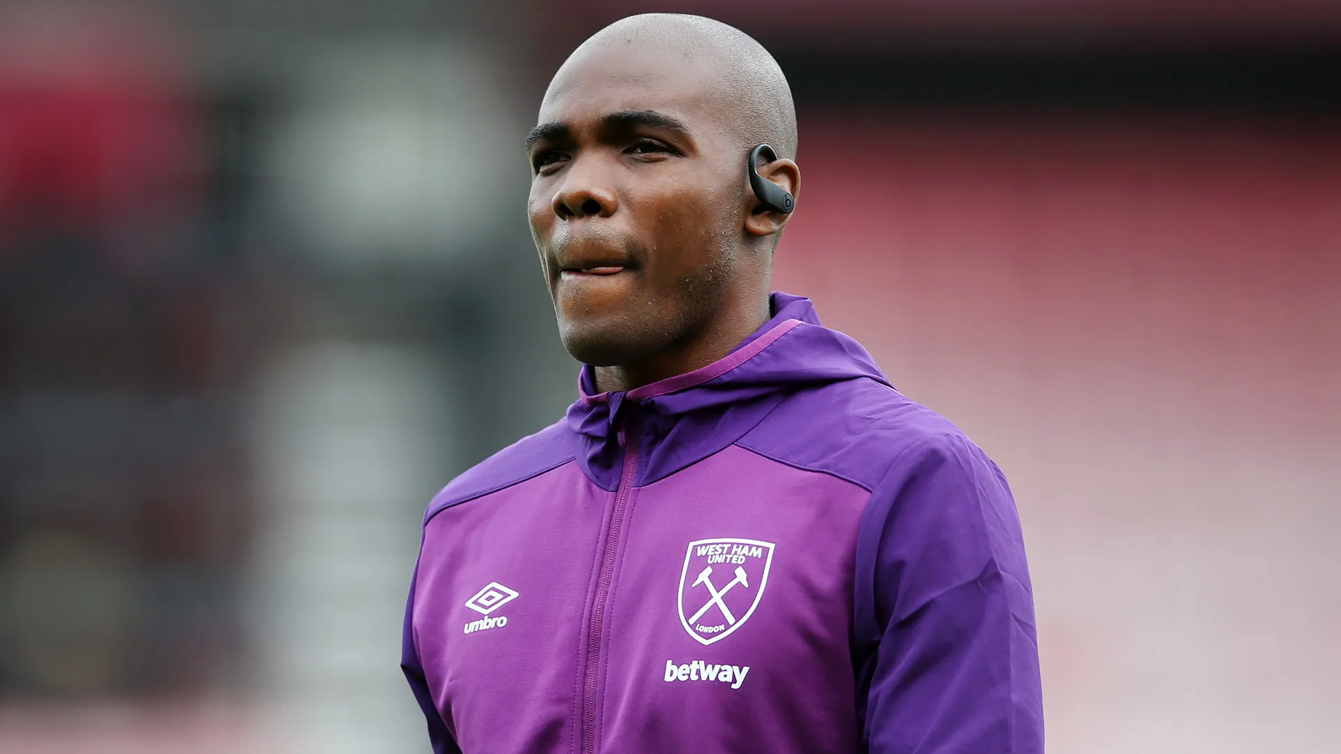 West Ham, Ogbonna: "Italiano è furbo, fa giocare bene la Fiorentina."