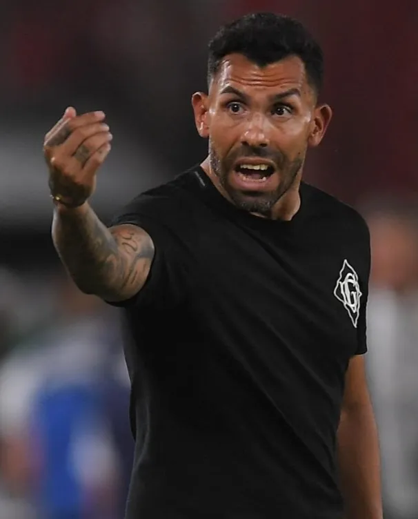 Tevez: "Mi ispiro a Conte, un giorno mi piacerebbe allenare in Serie A"