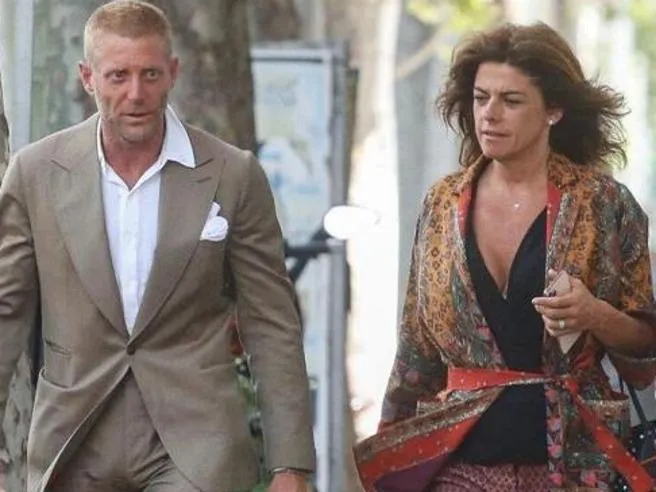 Lapo Elkann si è sposato: scene da un matrimonio
