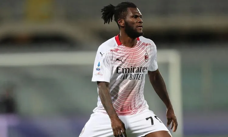 Milan, ridotte le distanze per Calabria: preoccupa Kessie