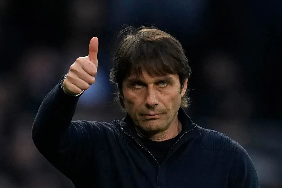 Conte, posto giusto nel momento giusto: l’allenatore di cui il Milan ha bisogno