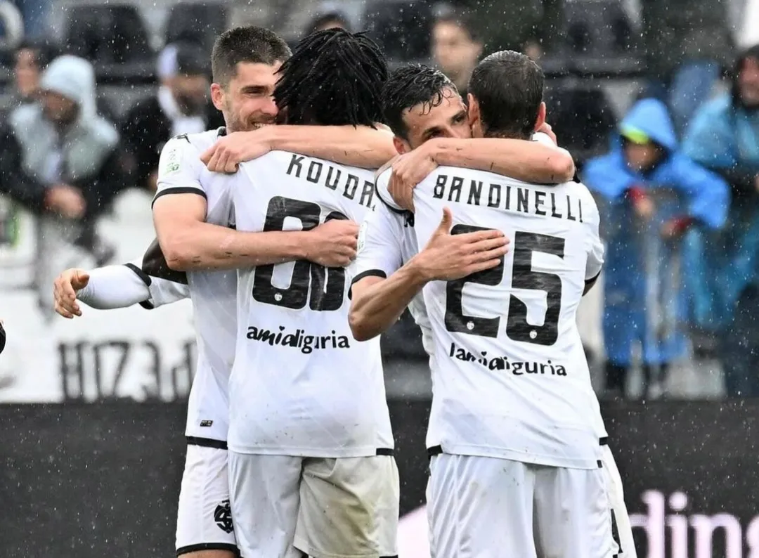 Spezia, un punto d'oro a Cosenza e il destino nelle proprie mani