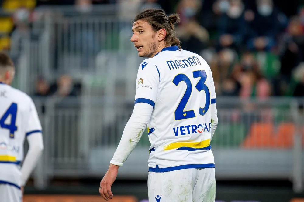 UFFICIALE Palermo, ecco Magnani dall'Hellas Verona