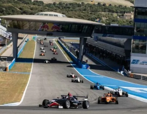 Courtois F4