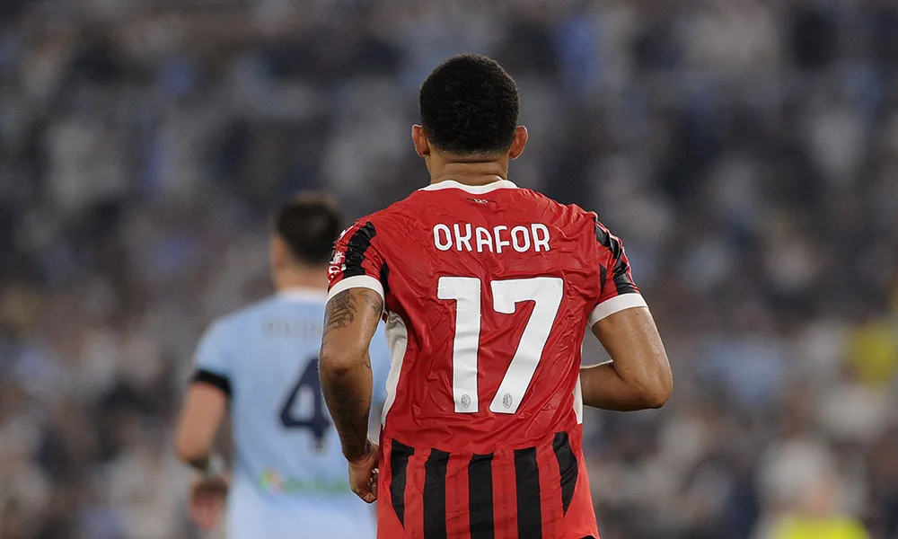 Okafor lascia il Milan, ufficiale il suo passaggio al Leeds: "Eroe dell'ultimo minuto in molte occasioni"