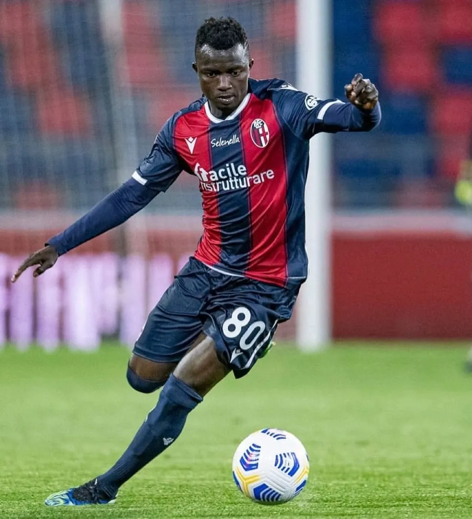 Bologna: ceduti all'estero due calciatori