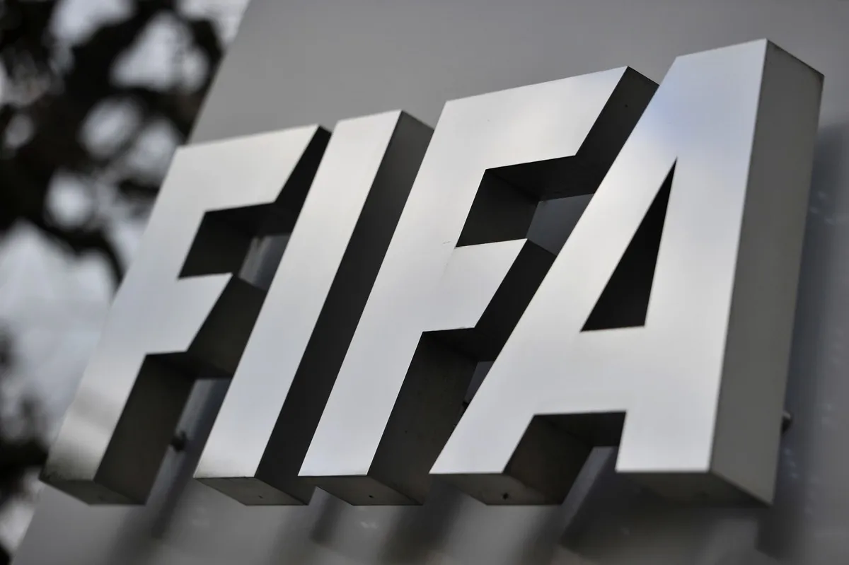 FIFA, nuova norma sul calciomercato: limitati i prestiti internazionali