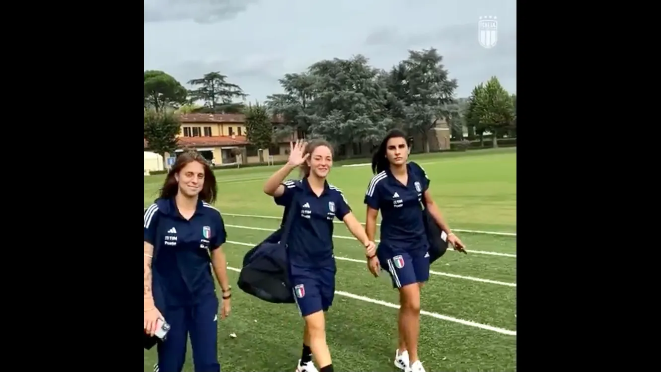 Nazionale femminile: le Azzurre in arrivo a Coverciano