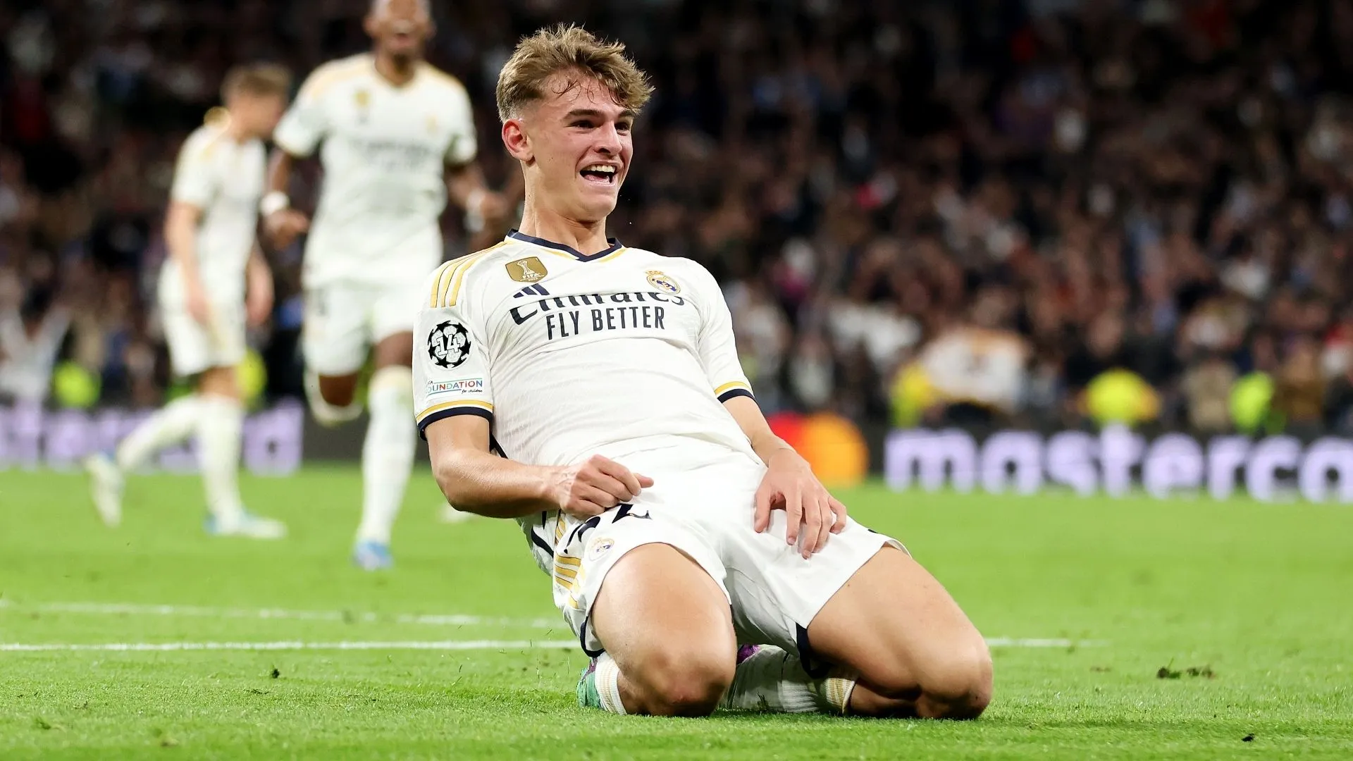 Milan, contatti con il Como: Moncada stregato da Nico Paz | I dettagli