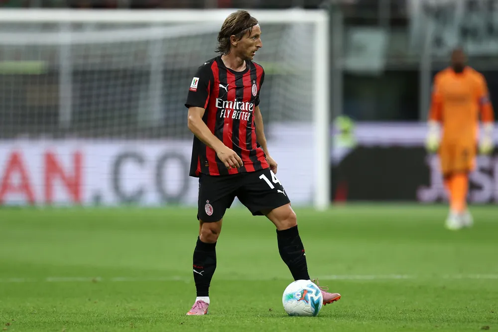 Milan, Tare conferma: "Speriamo che Modric decida di restare con noi. C'è un'opzione per estendere il contratto di un altro anno"