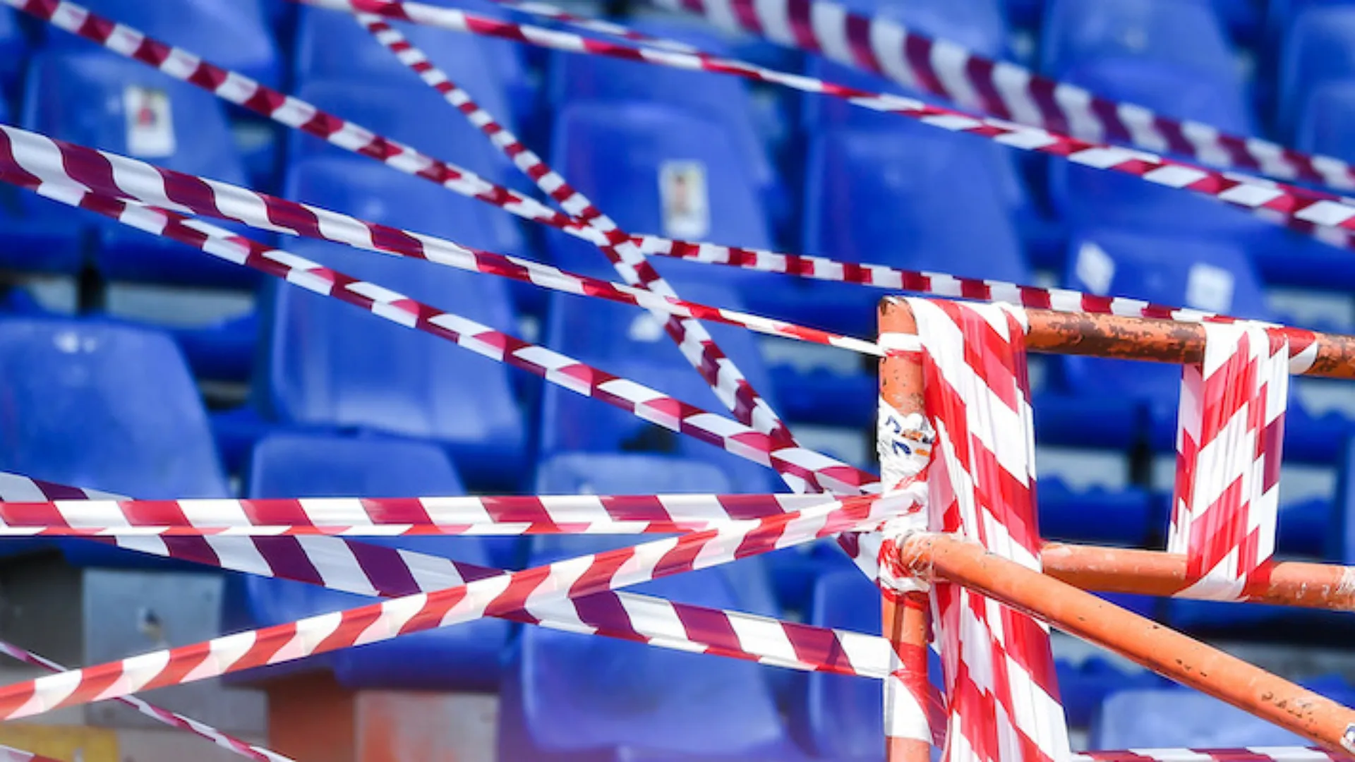 Crolla il valore dei calciatori e anche i loro ingaggi, vi raccontiamo tutto