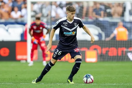 Calciomercato Napoli: piace un centrocampista della Ligue1