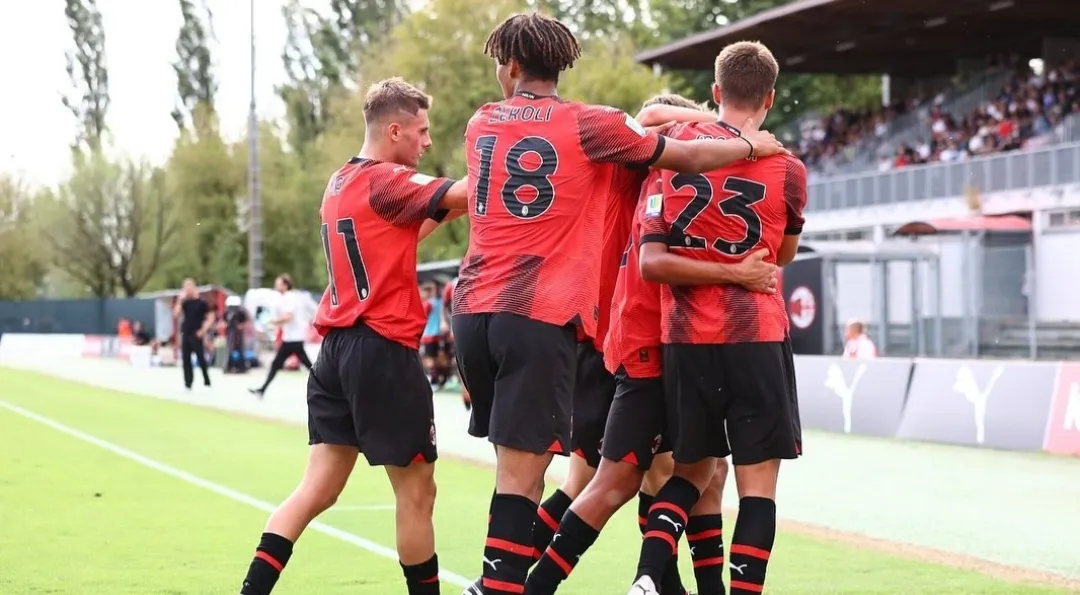 Milan Under 17: champagne, caviale e vittorie | I baby rossoneri hanno fatto il vuoto