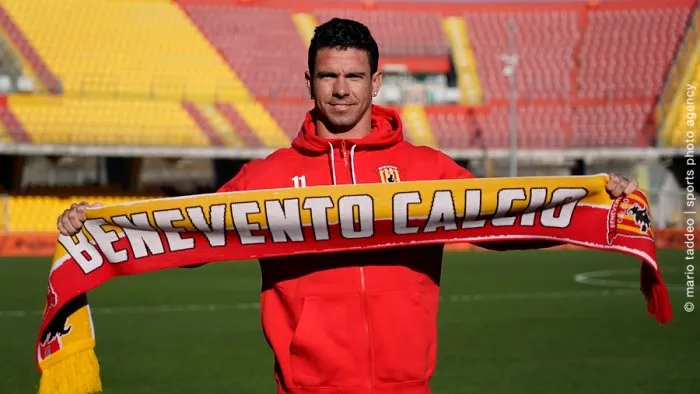 Serie B: ex Cagliari, schiaffo ad un avversario, squalificato!