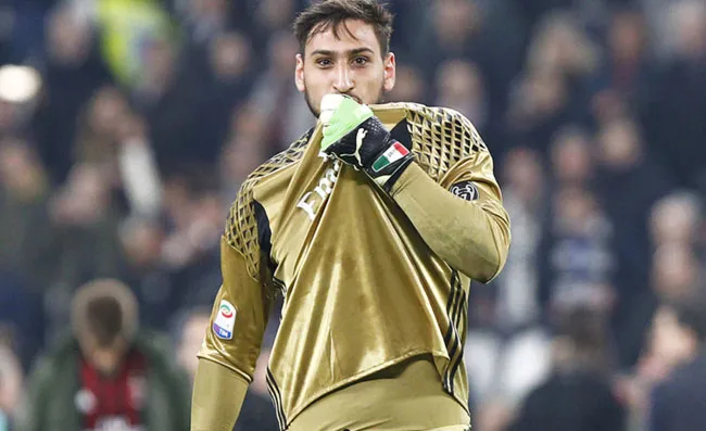 Raiola spiazza tutti, Donnarumma via a zero: destinazione choc