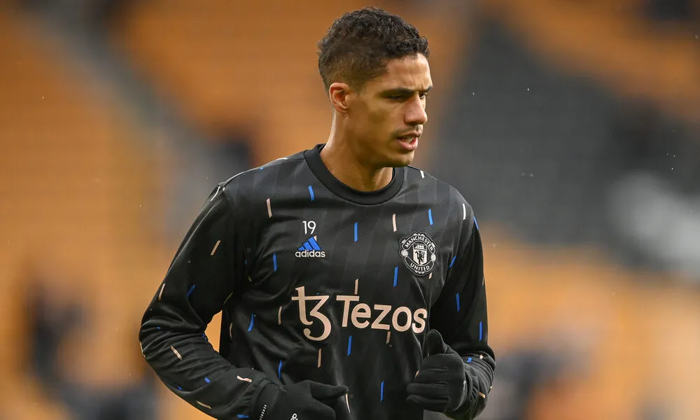 Manchester United, un sostituto per Varane como