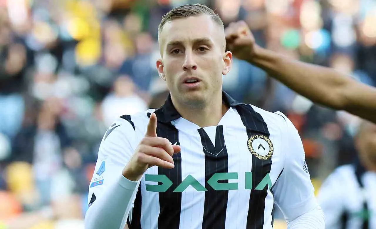 Milan, difficoltà sulla corsia destra: pressing su Deulofeu