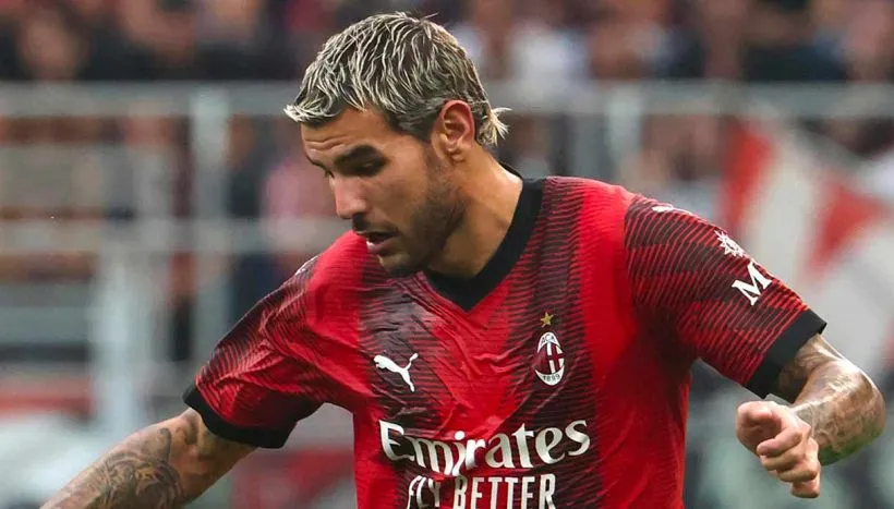Newcastle-Milan, Theo Hernandez ancora centrale: Pioli fa di necessità virtù