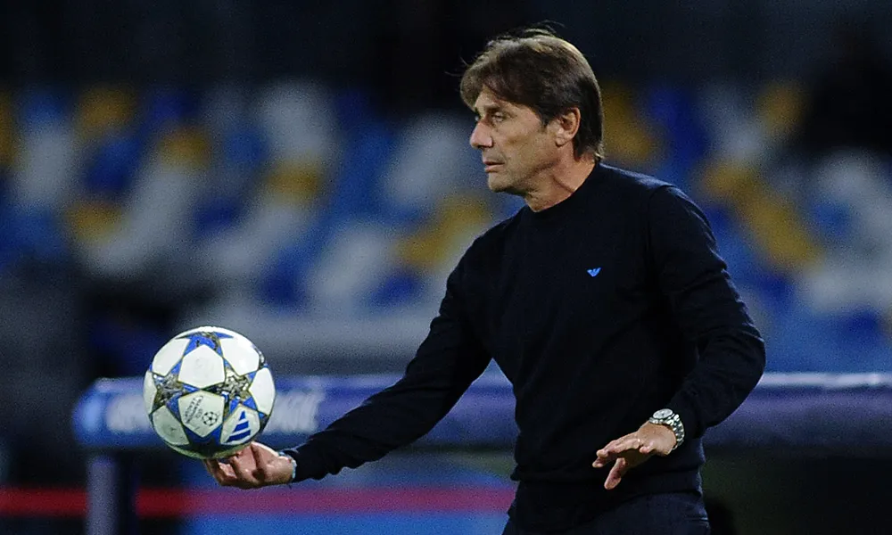 Napoli, Conte: "C'è voluto tempo per integrare i nuovi acquisti. Oggi giocano perché lo meritano"