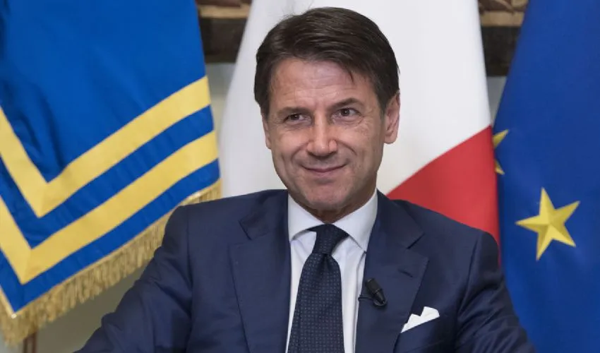 Coronavirus, Repubblica: mercoledì Conte potrebbe annunciare stop campionato