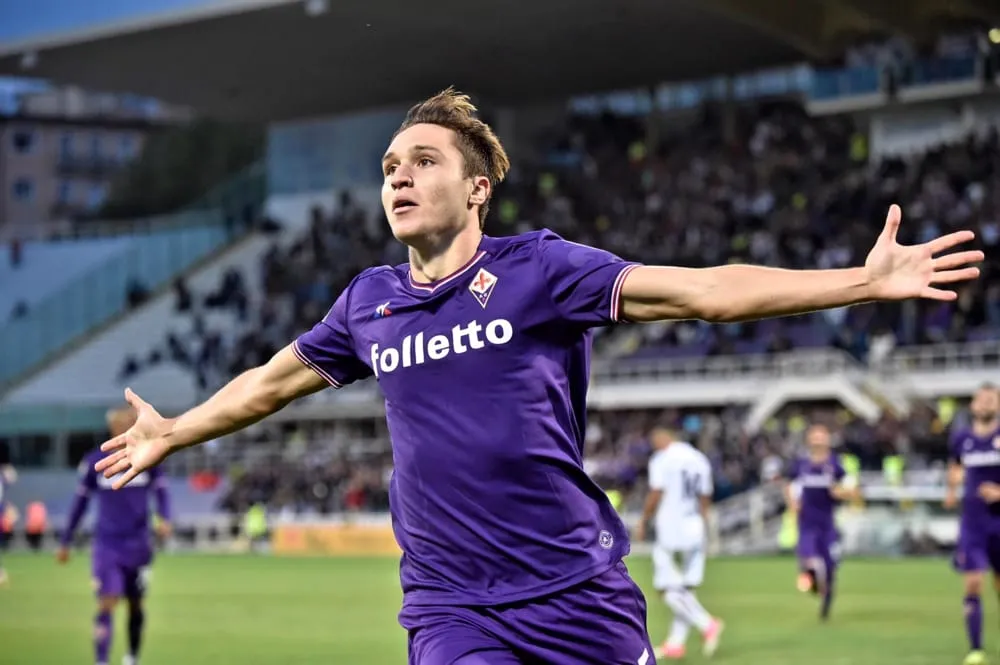 Viola primi impegni: ICC e Chiesa