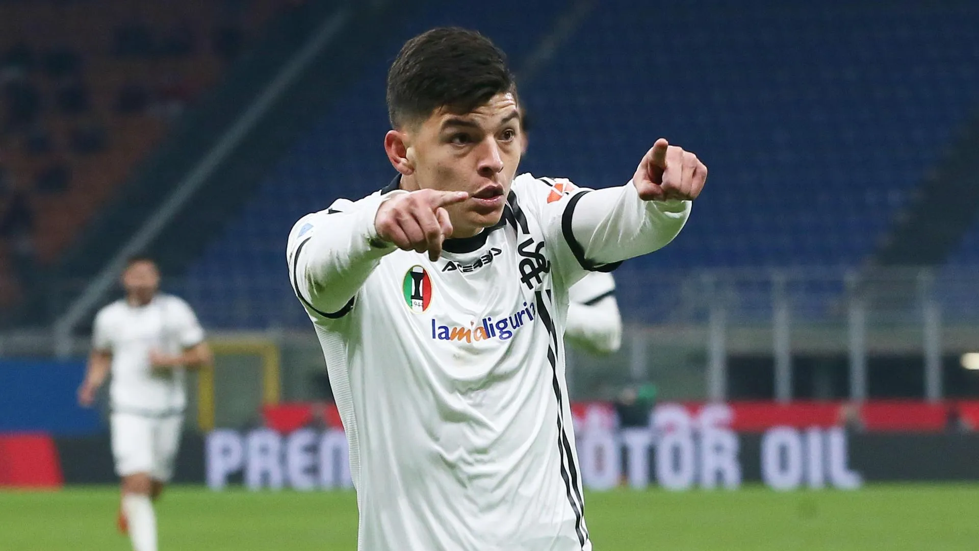 Milan, occhiolino al Diavolo: Agudelo tenta Maldini