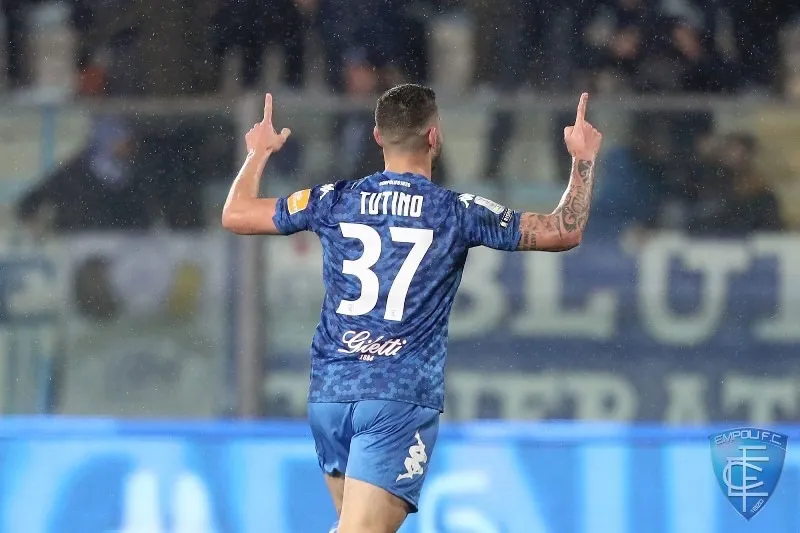 Sampdoria, visite mediche per Tutino: attesa per la firma
