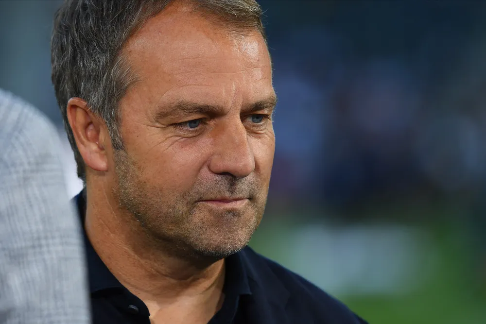 Barcellona, Dro al PSG: Flick manda un messaggio a La Masia