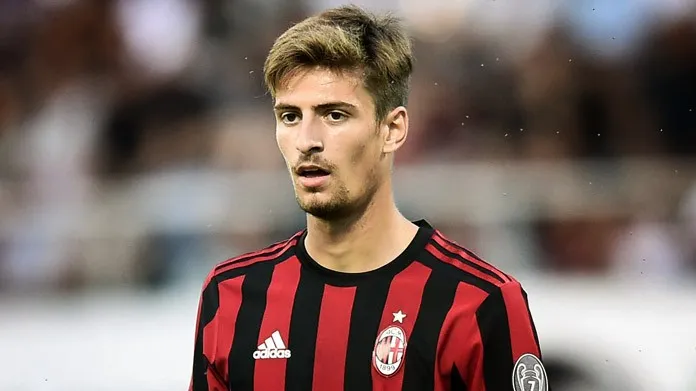 Gabbia, adesso è il momento: ragionamenti in corso a Casa Milan