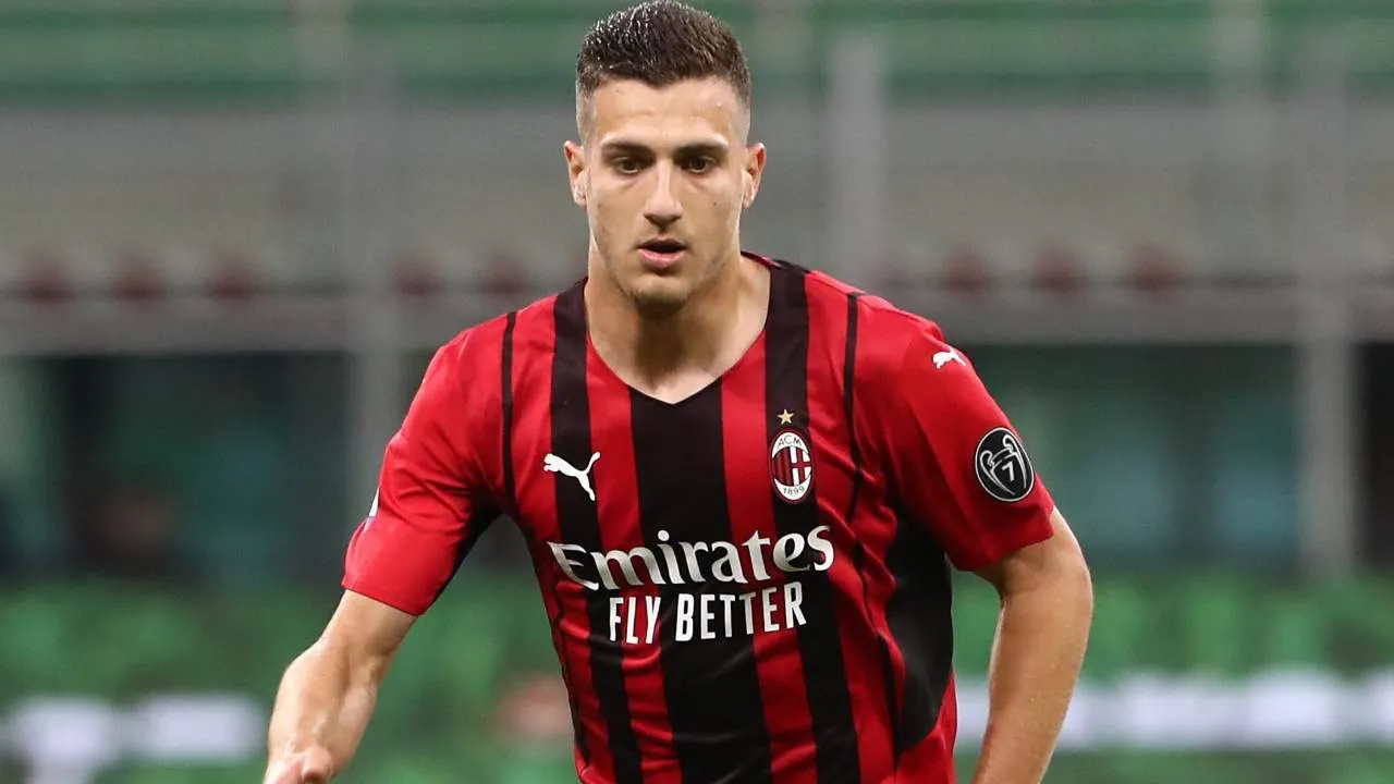 Milan, Maldini non molla: rilancio per Dalot | la situazione