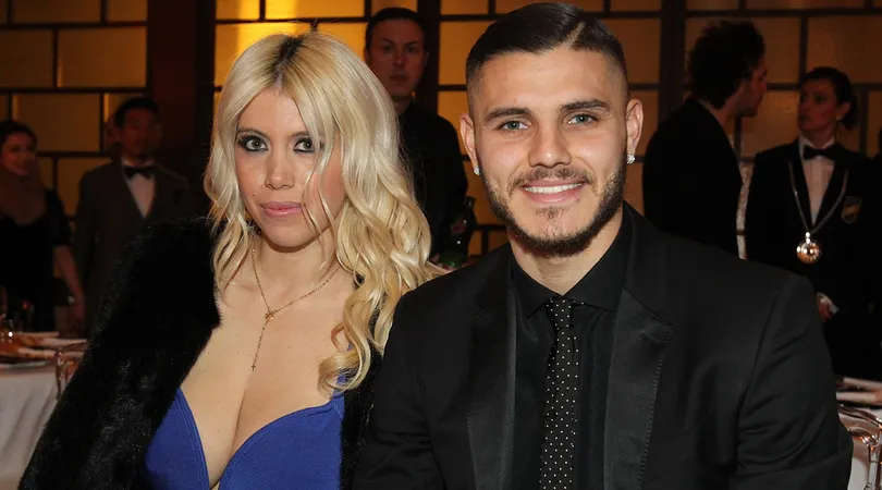 Inter: Wanda Nara, foto in baby-doll su Instagram
