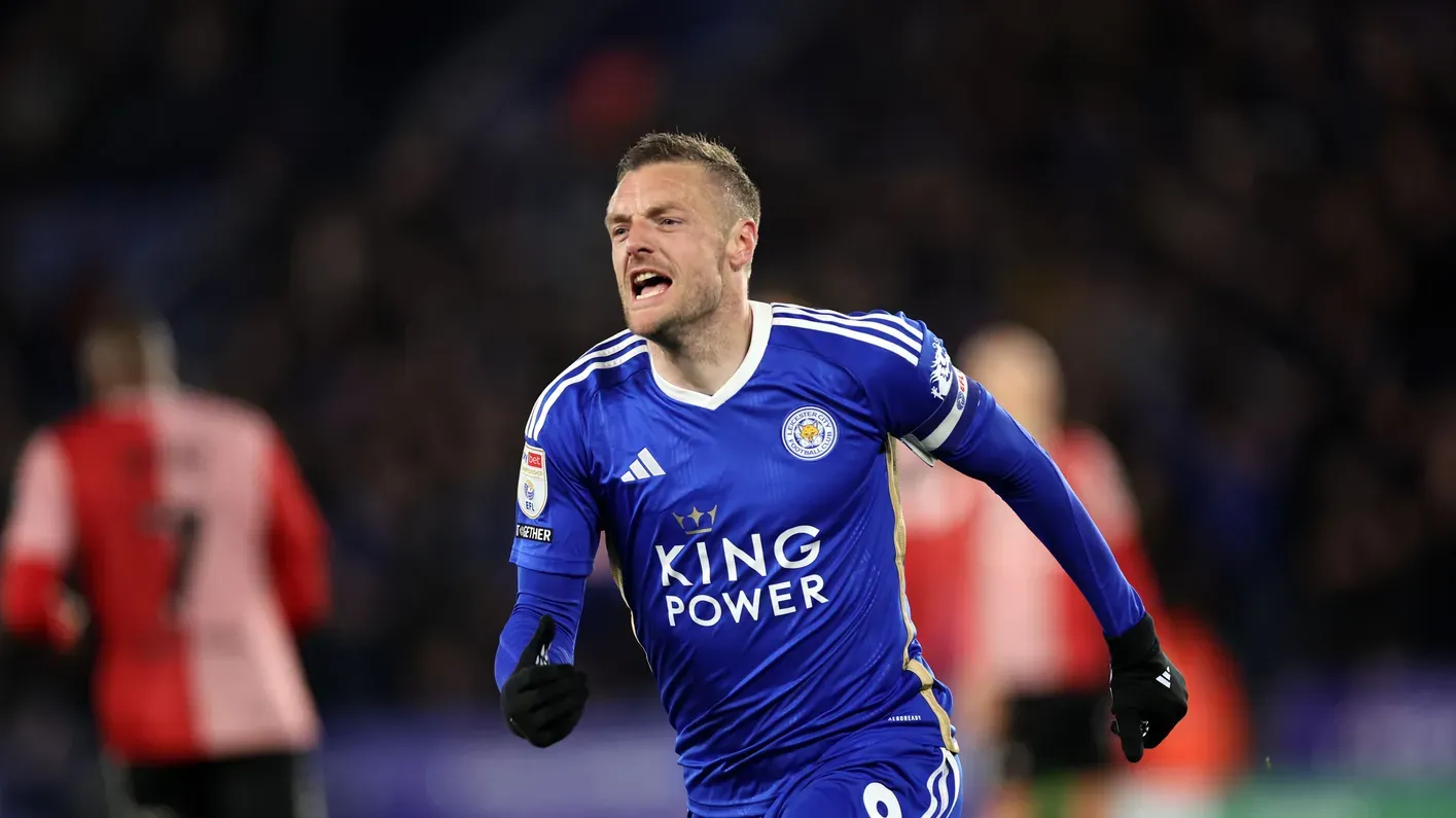 Fabregas spegne le voci su Vardy: "Non verrà al Como"