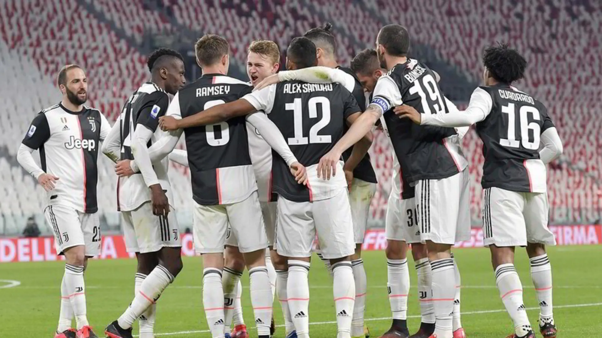Juve sette calciatori in uscita