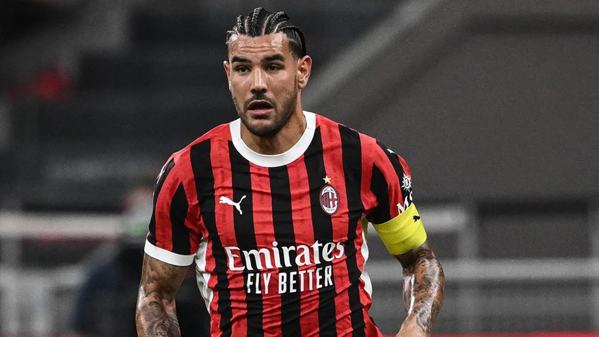Milan, la top 11 all-time di Theo Hernandez: Sheva-Ibra in attacco, tra i pali non c'è Maignan