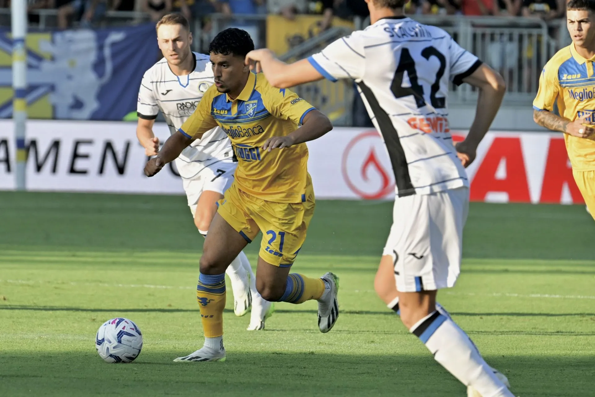 Frosinone, Harroui si è operato: i tempi di recupero