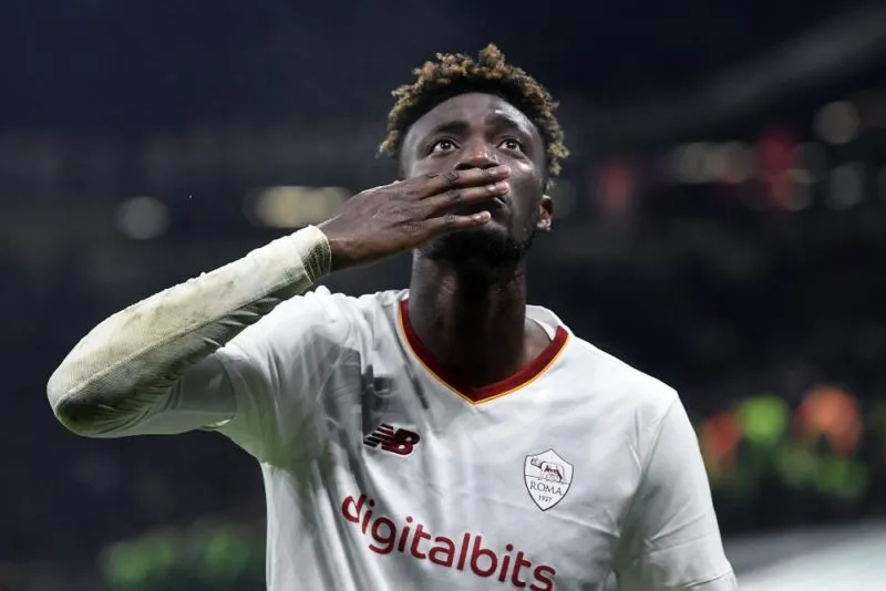 Milan, continuano i contatti con l'agente: cosa bolle intorno ad Abraham?