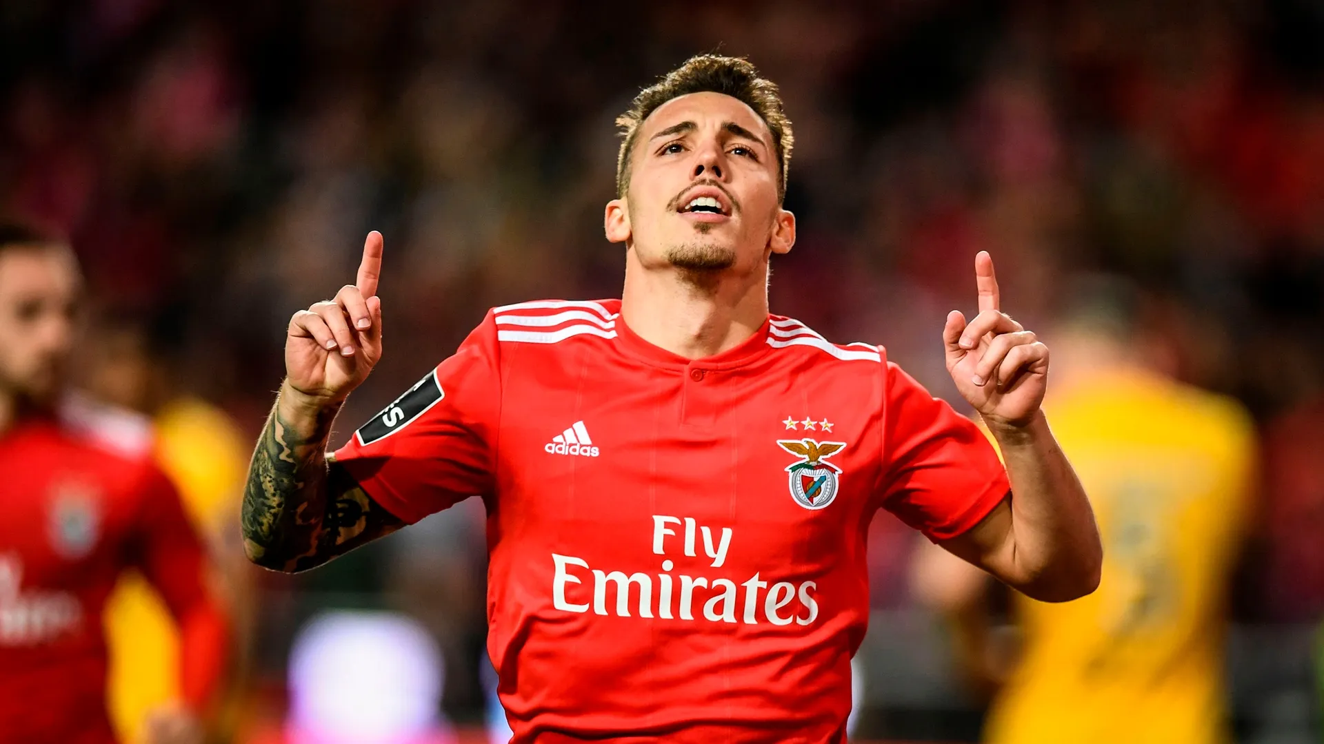 Milan, Maldini contatta Wasserman: dal Benfica il vice Theo Hernandez