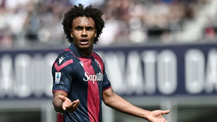 Ultim'ora Milan, Juventus in corsia di sorpasso per Zirkzee: i dettagli