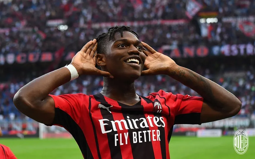 Milan, rinnovo Leao: Maldini lavora ad una clausola