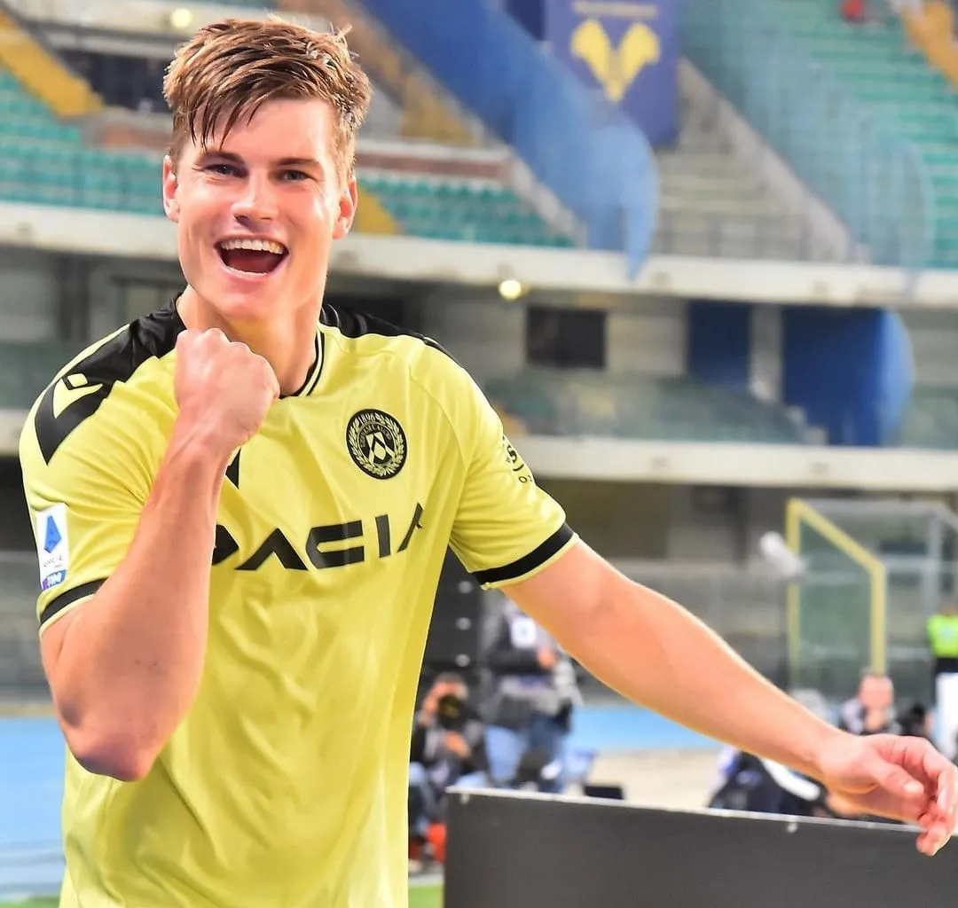 Udinese, Jaka Bijol ha firmato con il Leeds