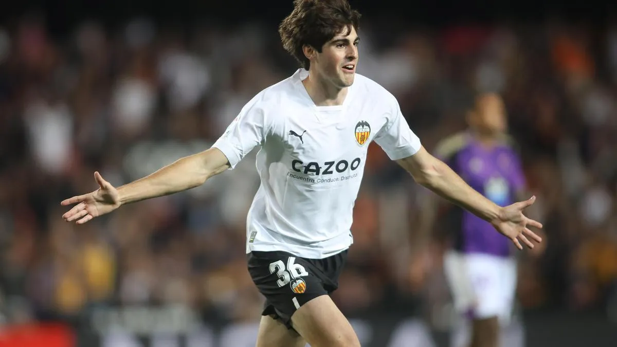 Ultim'ora Milan, contatti col Valencia per Javi Guerra: Moncada vuole provarci