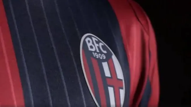 Bologna, accordo tra squadra e club: giocatori e staff rinunciano a una mensilità
