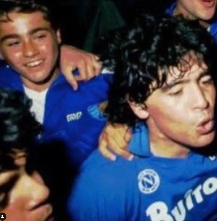 Un giovane Cannavaro insieme a Maradona, dal profilo IG dell'ex capitano della Nazionale