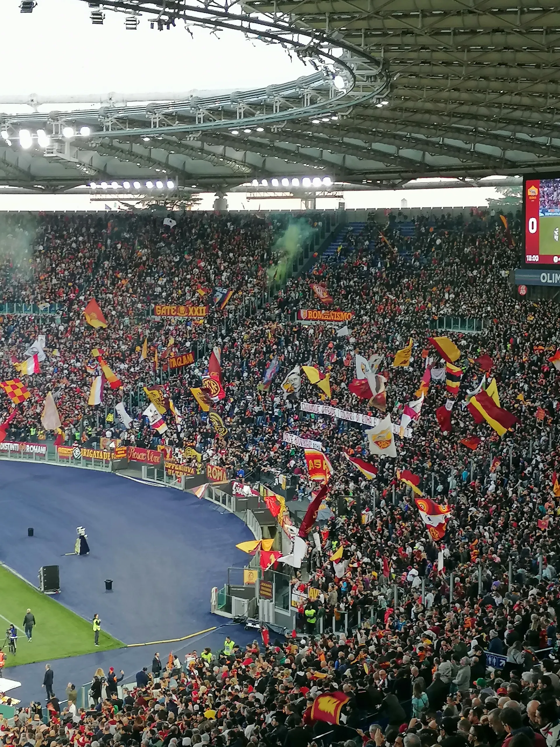 LIVE OLIMPICO - Tutti con la Roma