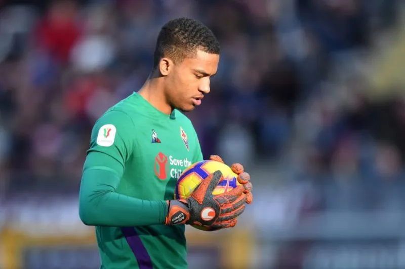 Fiorentina, parla Lafont dopo l'addio: "Decisione solo mia"