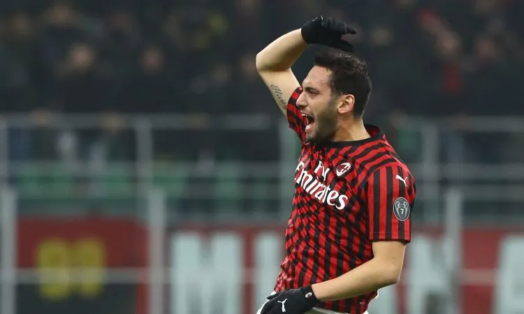 Milan: Calhanoglu si allontana