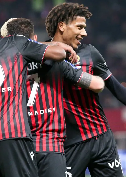 Milan, tra Koulierakis e Kelly prendi Todibo!