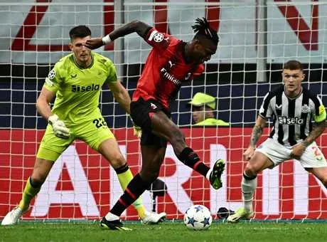 Milan, un Leao con la testa tra le nuvole: obiettivo tornare a fare le cose semplici