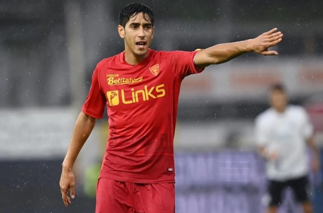 Calciomercato Fiorentina, il Lecce e' salvo: la Viola passa all'incasso